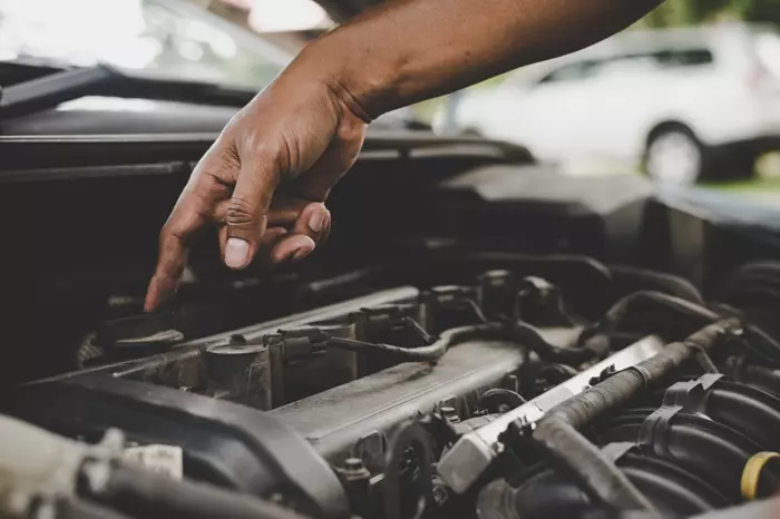 Bagian ini Sering Terlupa Dicek saat Merawat Mobil